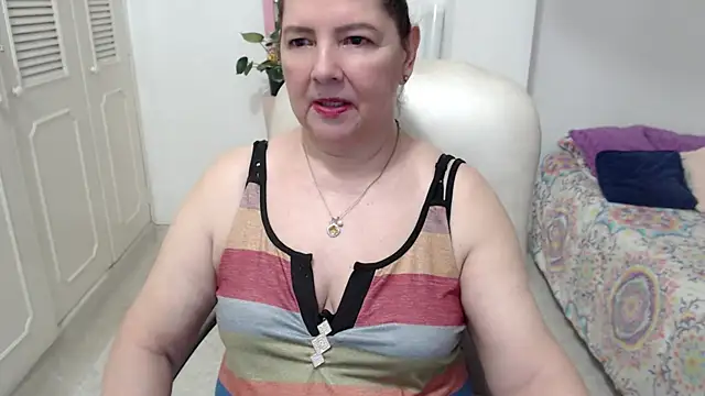 leonela_69's Live XXX Chat