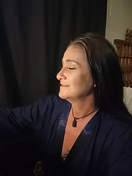 Chat +18 de GODDESSTIAMAT ao vivo