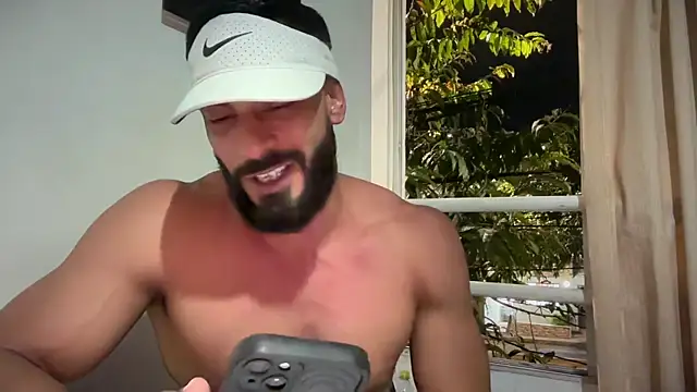 romeolovedark Chat XXX live