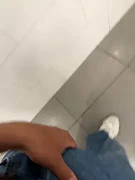 הופעת וובקאם של liam_bronw