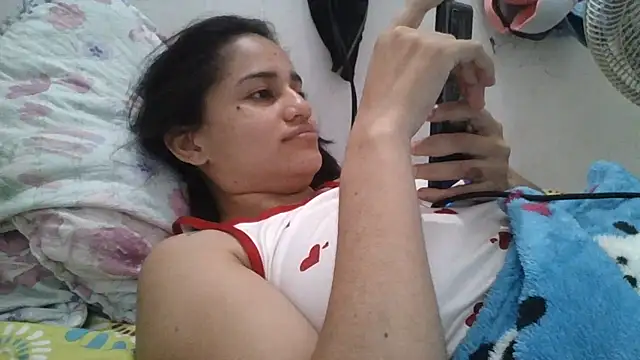 girl_tits' Live XXX Chat