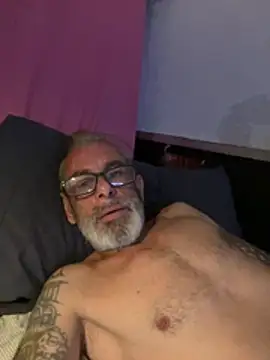 crisfootlicker's Webcam Show