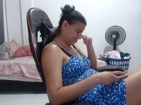 Adriana_0312 Chat XXX live