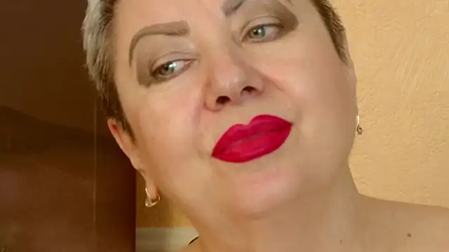 LadyPosh Live XXX-Chat