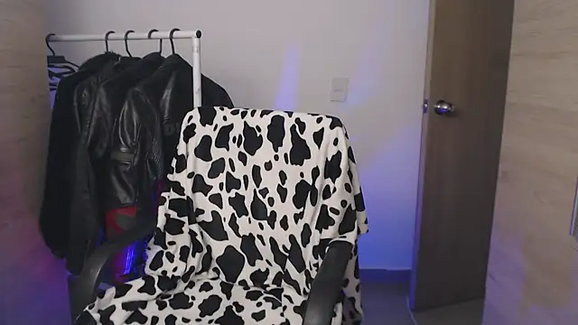 chomelo6 Live XXX Chat