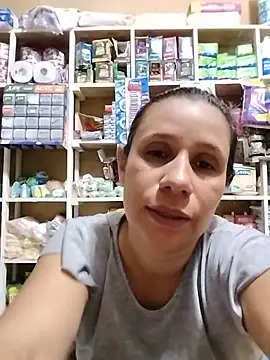MIA-LARIOS Chat XXX live