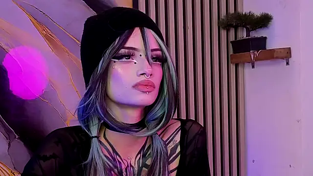 chloe_jacksonn Adlı Modelin Canlı XXX Sohbeti