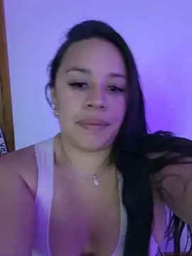 Chat XXX ao vivo de Rozane_Noire
