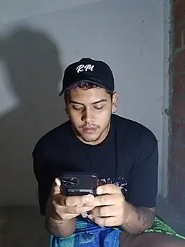 Saul_88 élő XXX-chatje
