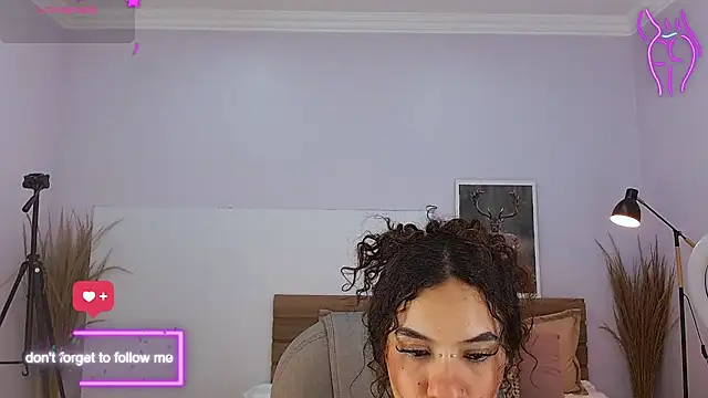 ilitzy_cardona's Live XXX Chat
