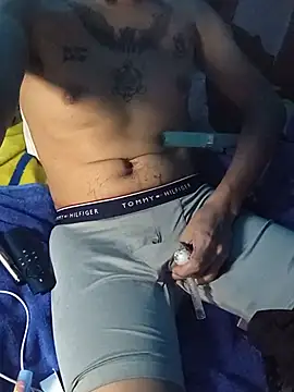 Živý XXX chat M3ThCl0uds