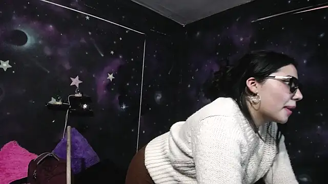 Chatroom XXX en direct de DaisyMoon_