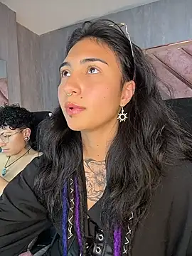 Chat XXX en directo de Velvet_Mysstic