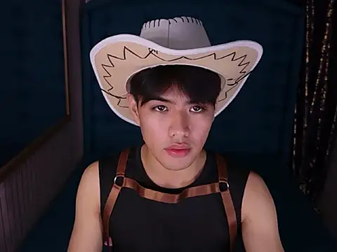 Kaydee_Callix XXX чат на живо