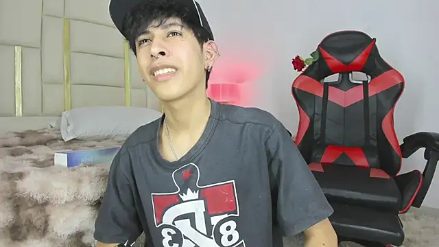 Show modela julian_xx na web-kameri