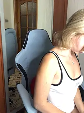 Kristina03のライブXXXチャット