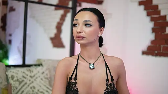 MaraJolie Chat XXX live