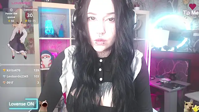 دردشة chloe_crystall_killer الجنسية المباشرة