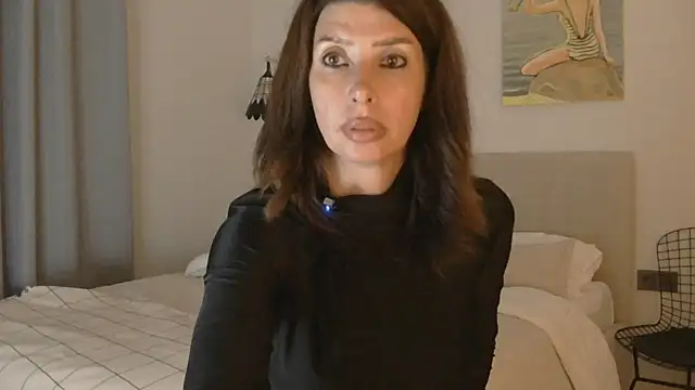 XXX chat uživo modela WhiteQueen888
