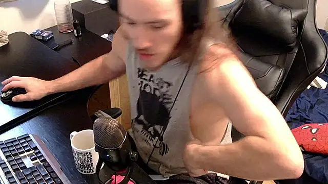 LilWhyteBoiGamer – Naživo XXX chat
