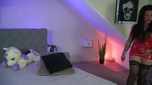 Chat +18 de hotmilfbitch ao vivo