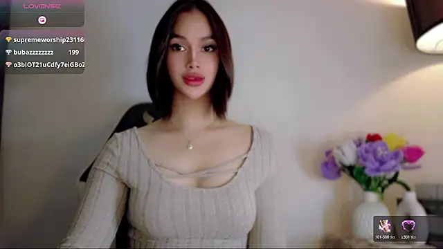 Anna_HollyDollのライブXXXチャット