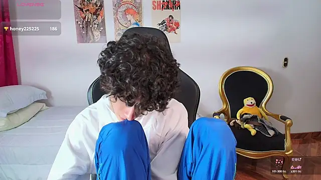 Chat XXX en directo de Nude_Boy18