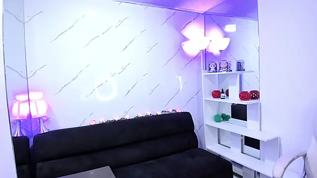 MaraMartinez_ Adlı Modelin Canlı XXX Sohbeti
