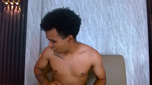 Brandon_Mark_ Chat XXX live