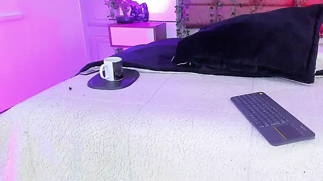 XXX chat uživo modela Vickmoon