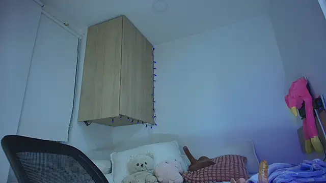 Charlotte11-11 Chat XXX live
