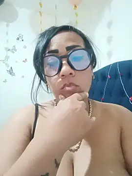 Czat XXX na żywo – OliviaWilliamm