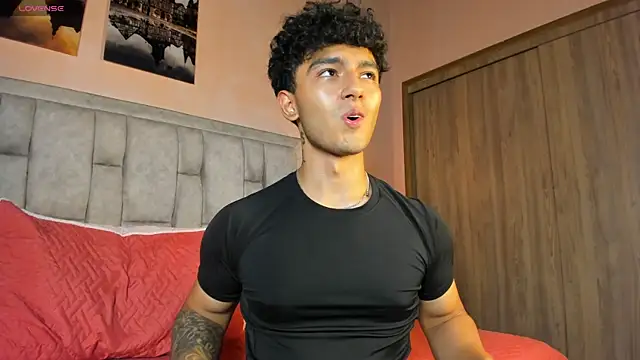 Kairoxxx_ Live XXX-chat