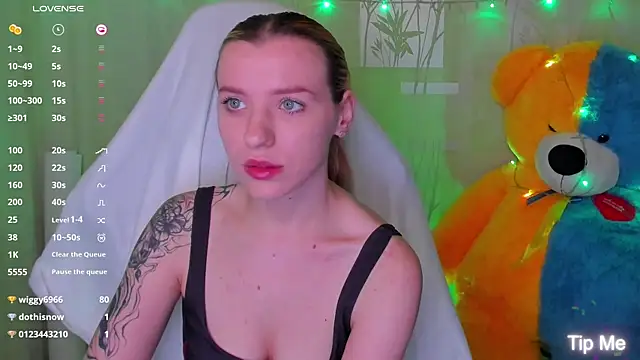 Czat XXX na żywo – MeganNewCat