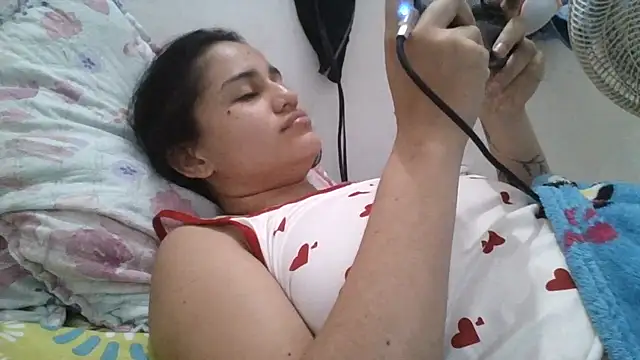 دردشة girl_tits الجنسية المباشرة