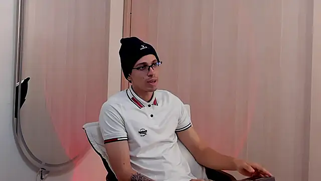Mheysam_Youngerx Live XXX-Chat