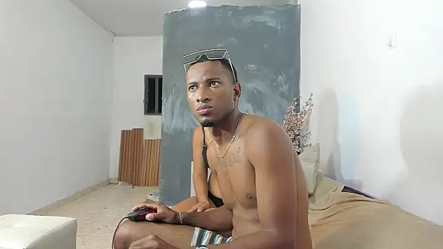 Онлайн чат XXX King_Queen13