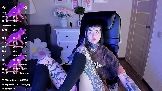 Chat +18 de Bloood__Mary ao vivo