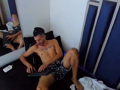 Živý XXX chat Damiam_23