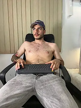Rafael_Mendezz's Live XXX Chat
