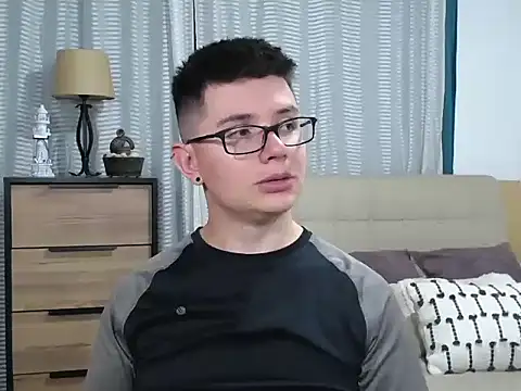 BlackFoXXX69: вебкам-шоу