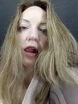 KattyLuuu's Live XXX Chat