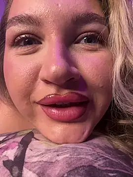 Онлайн чат XXX Ashleyy_Diamond