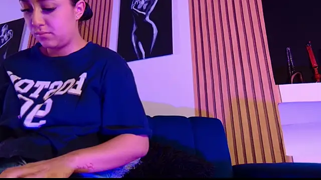 kittymonroe1 Live XXX-Chat