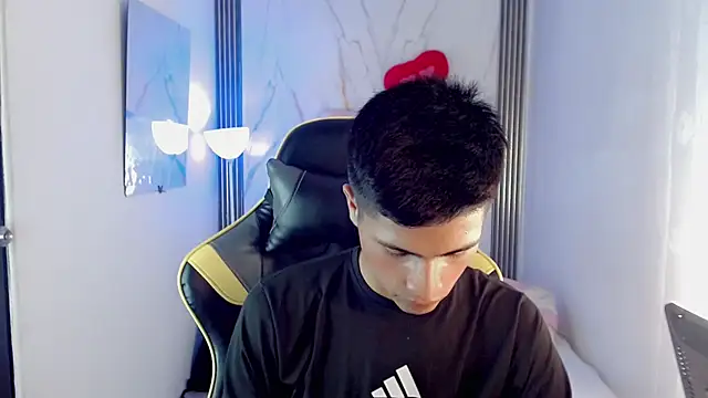 Chat +18 de Ascii_one ao vivo