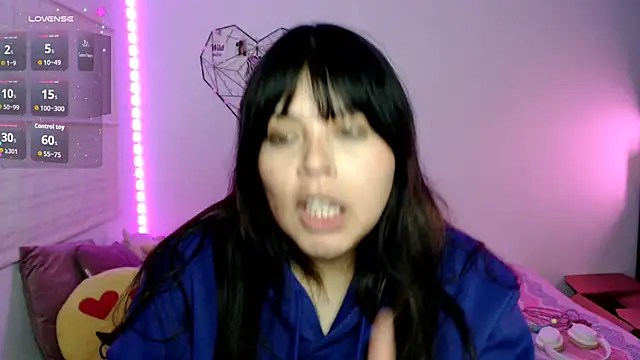 EllieMoonXn Live XXX chat
