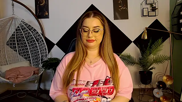 Katewalker_ Adlı Modelin Canlı XXX Sohbeti