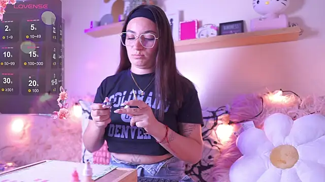 issa_monterrey's Live XXX Chat