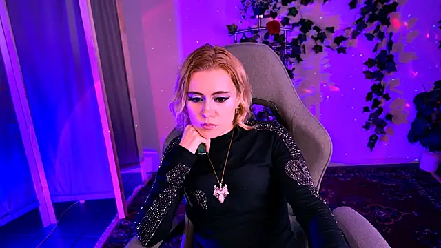 Kumiho_7777's Live XXX Chat
