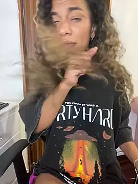 Chat +18 de AngelPinkk_ ao vivo